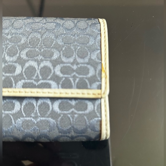 Blue/white Coach Baby Monogram Wristlet - Picture 5 of 5